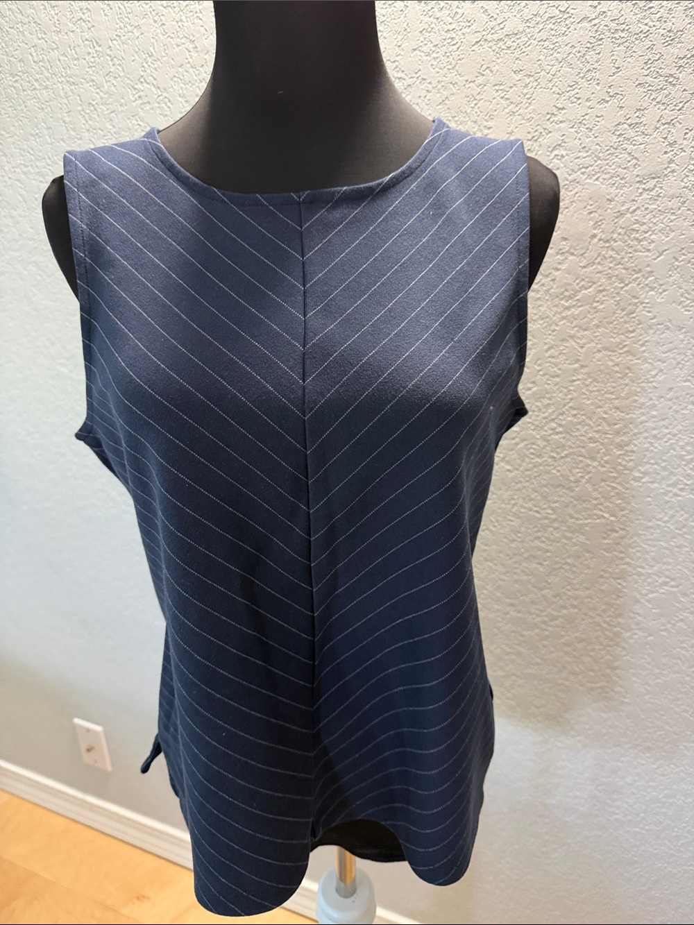 Banana Republic Navy Textured Shell Top